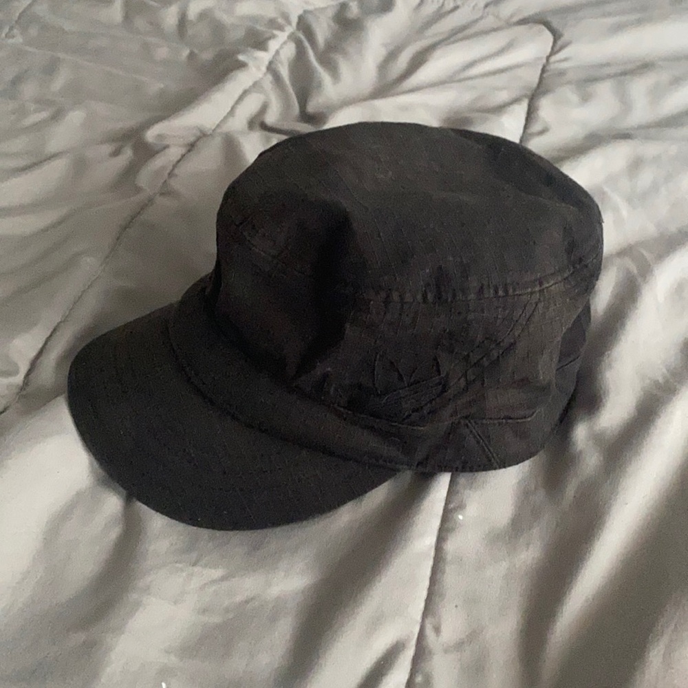ADIDAS ORIGINALS cadet hat